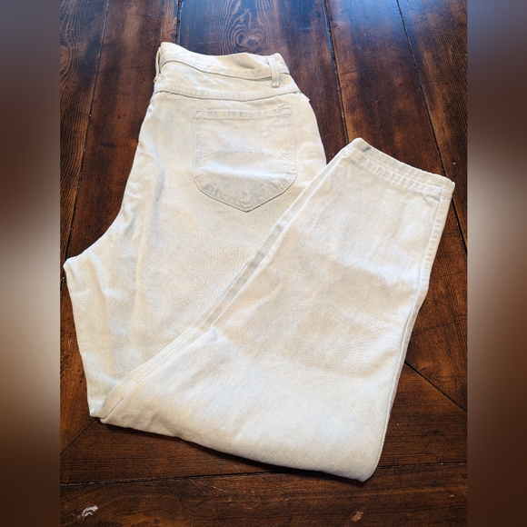 Vintage Chic Relaxed Classic Jeans, Size 20, NWT - Picture 9 of 11